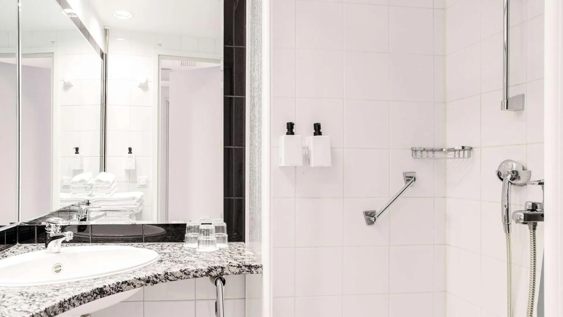Scandic Helsinki Aviapolis Vantaa 4*,  Finland