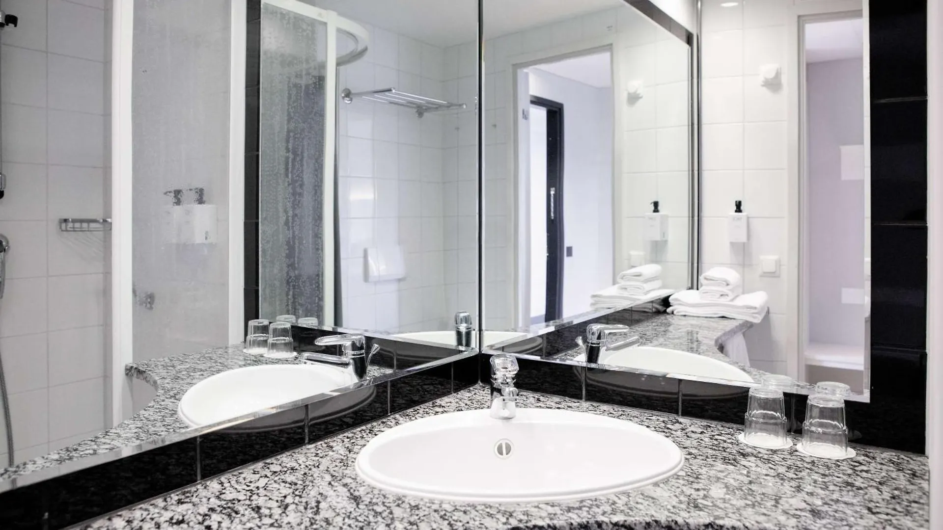 **** Hotel Scandic Helsinki Aviapolis Vantaa Finland